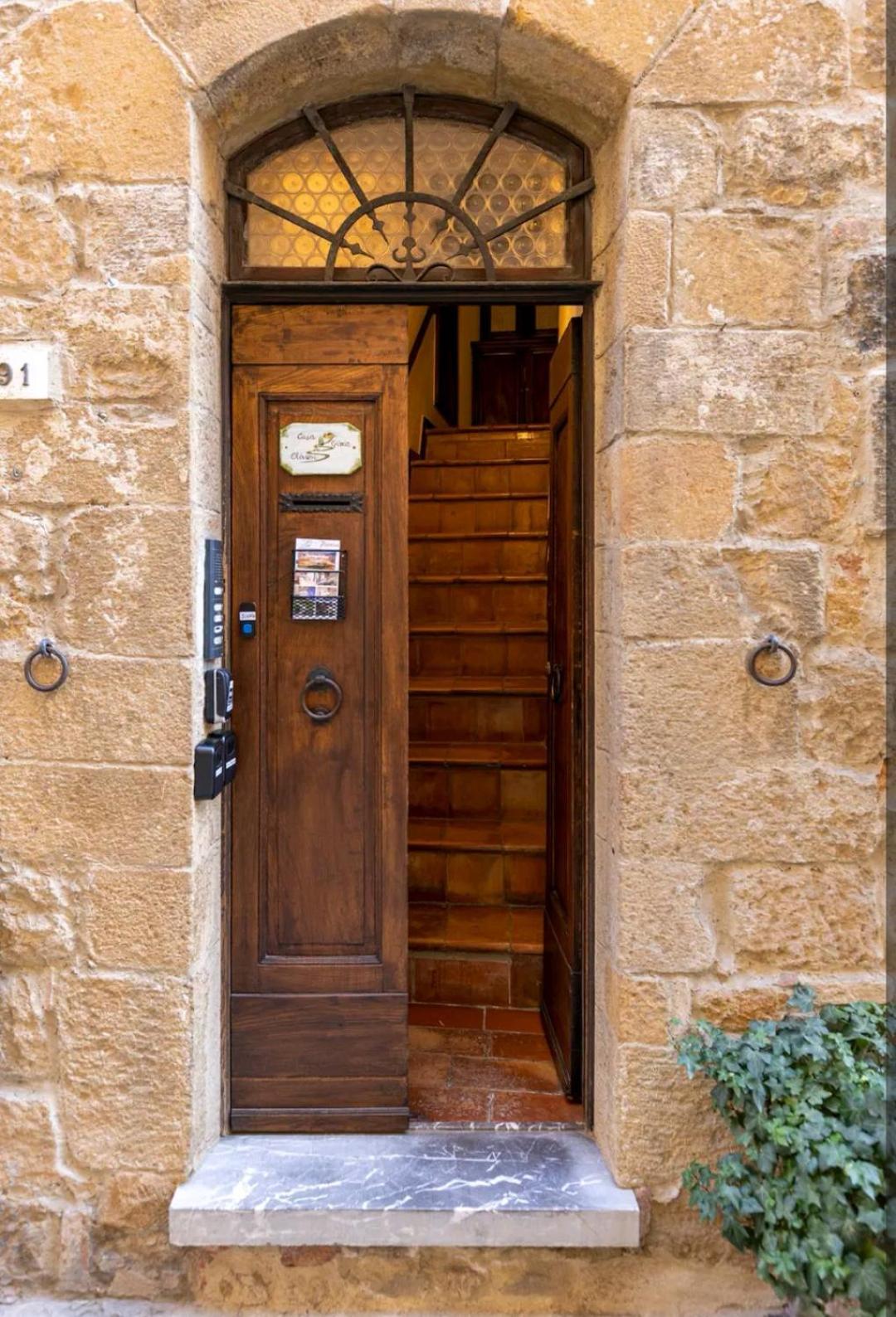Pienzalettings "Casa Olivieri" Apartamento Exterior foto